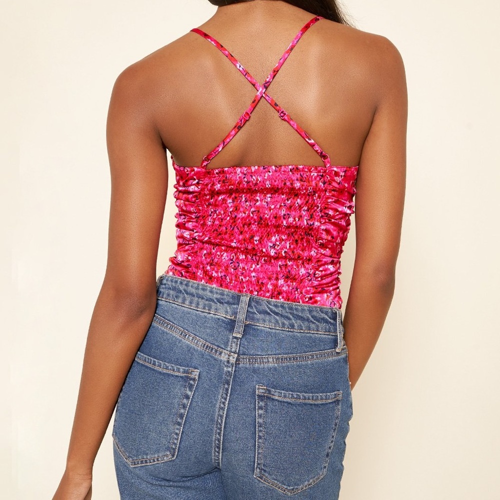 Zoya Floral Ruched Cami - Picture 2 of 9